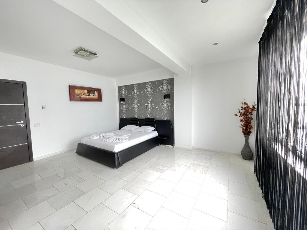 מאמאיה Sns Apartament In Vila Sophia מראה חיצוני תמונה