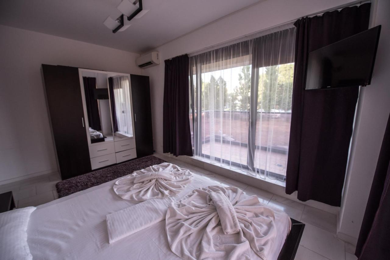מאמאיה Sns Apartament In Vila Sophia מראה חיצוני תמונה