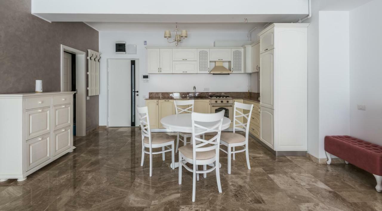 מאמאיה Sns Apartament In Vila Sophia מראה חיצוני תמונה